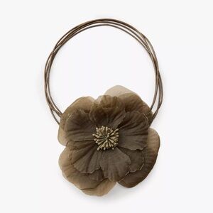 TULLE FLOWER NECK CORD